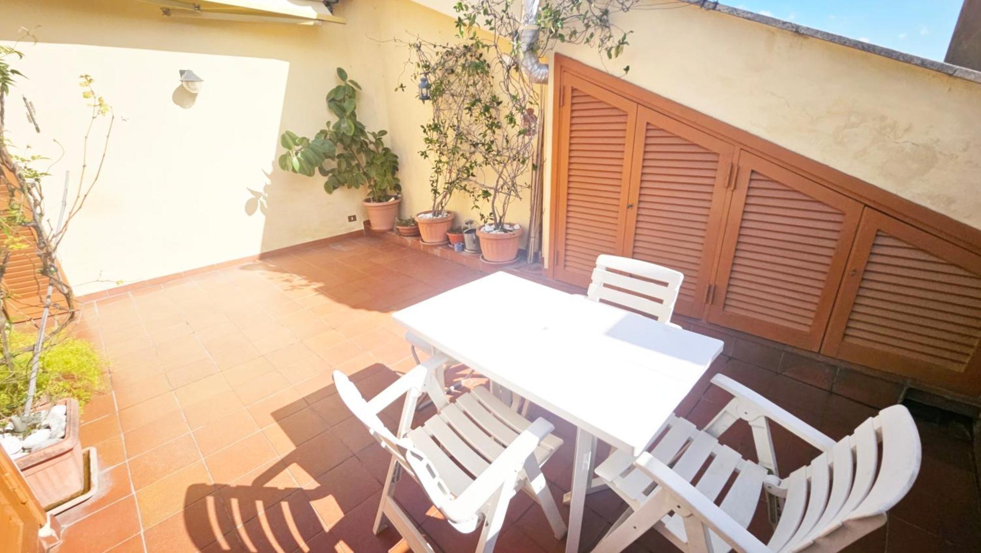 Appartamento Cozy Little Penthouse With Terrace In Rome